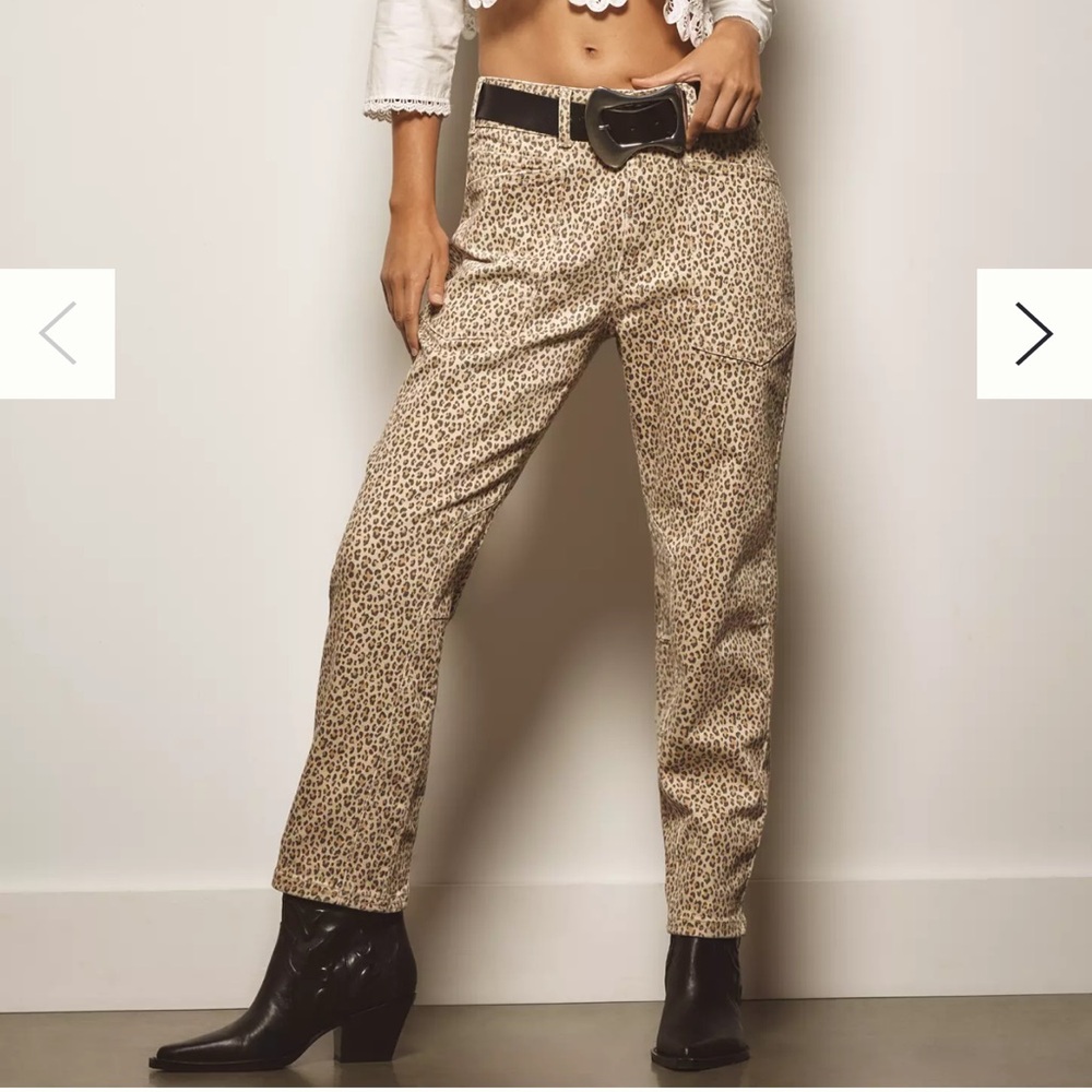 NWT Pilcro Anthropologie The Wanderer Mid-Rise Relaxed-Leg Animal Print Jeans